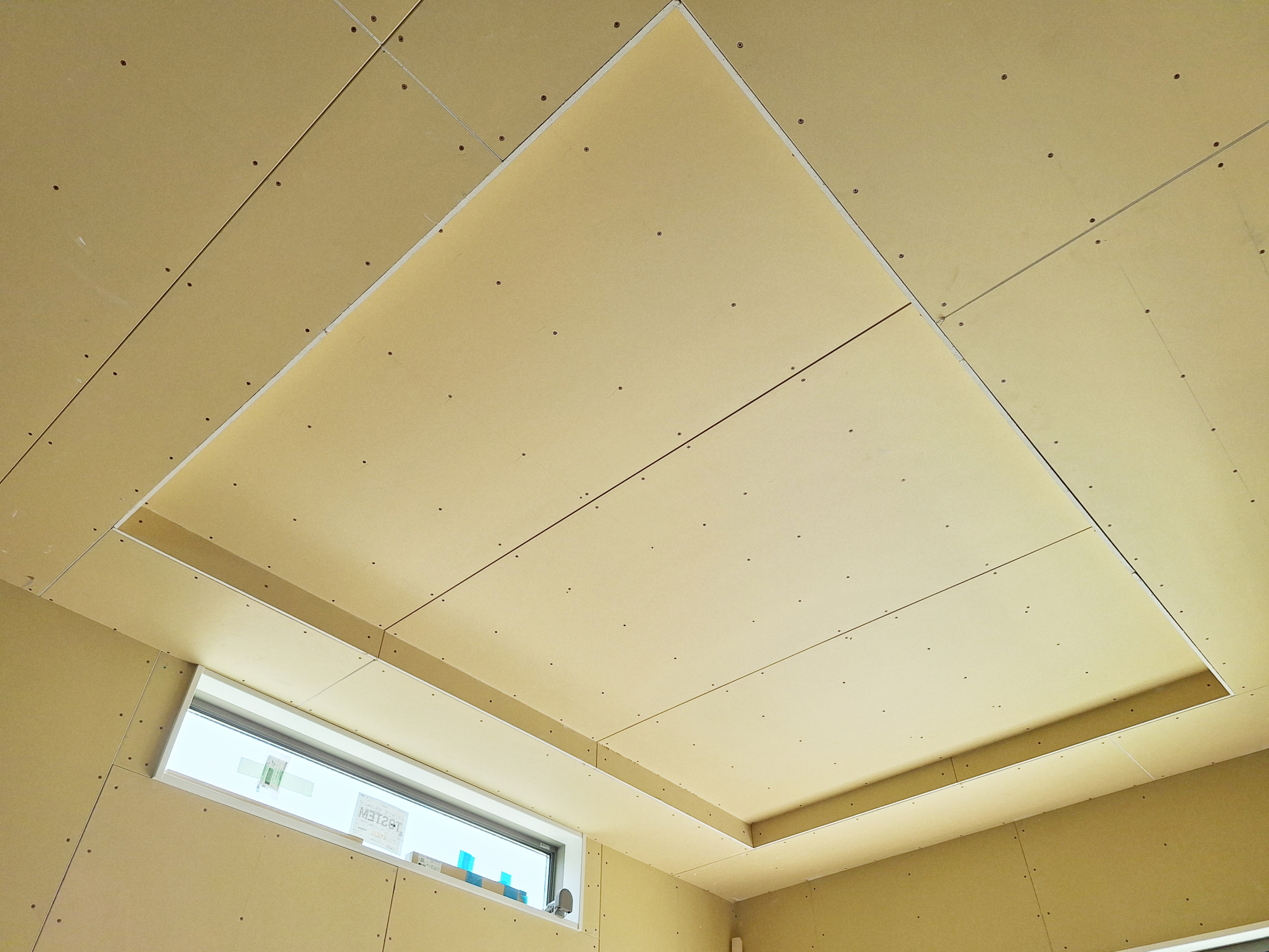 限定公開｜新モデルハウス建築動画（石膏ボード・外構）