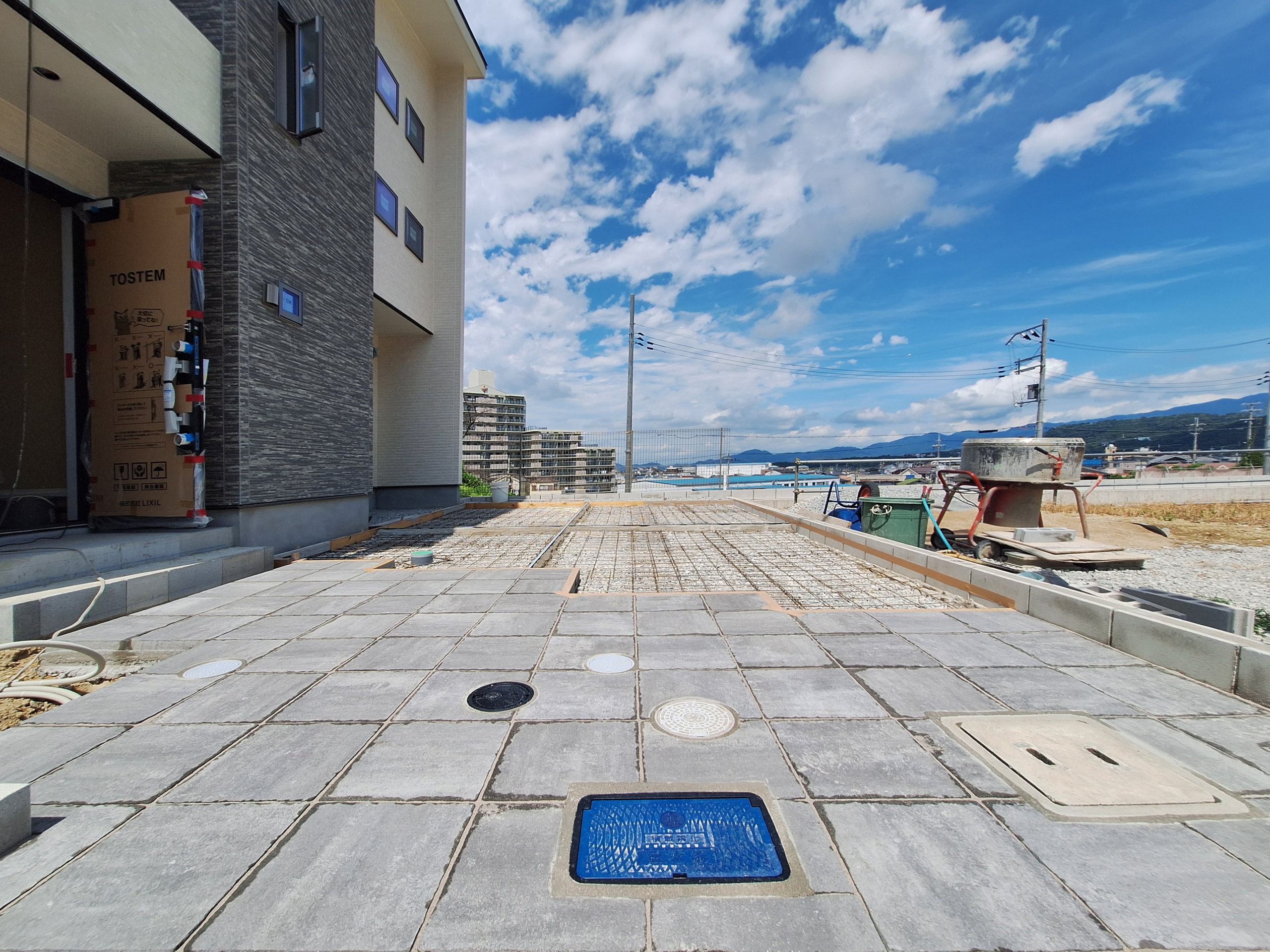 限定公開｜新モデルハウス建築動画（石膏ボード・外構）