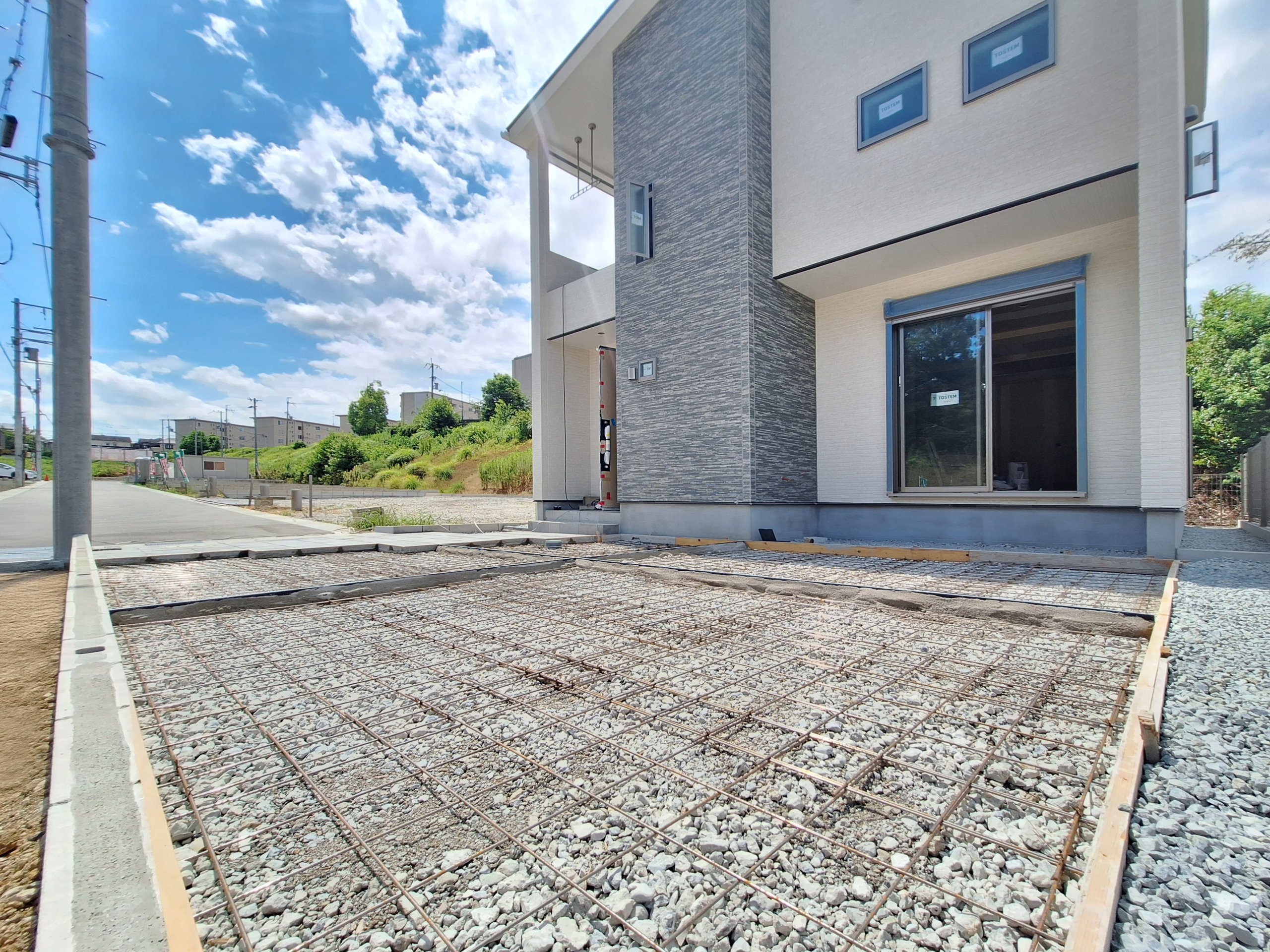 限定公開｜新モデルハウス建築動画（石膏ボード・外構）